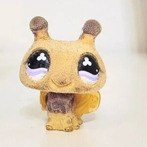 LPS Fuzzy Bumblebee #656 Toy